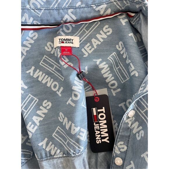 NWT Tommy Hilfiger All-over Logo Chambray Shirt Women Size M MSRP$79 - Picture 6 of 8